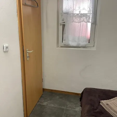 Pension-einfach übernacht In Privatunterkunft Rüdesheim am Rhein